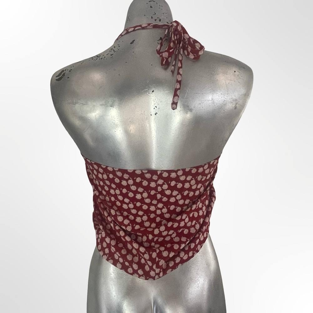 SHEIN Red Halter Crop Top with Cream Floral Dots - Picture 2 of 4